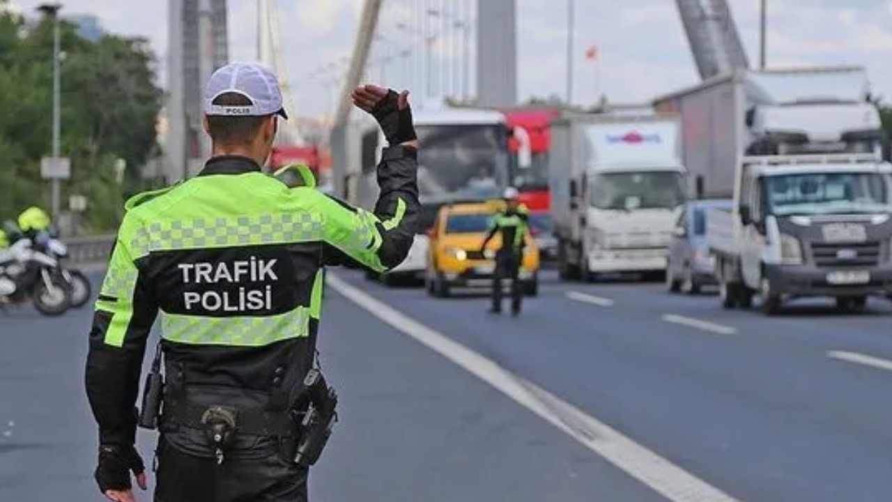 Trafik Polisi Yolları Kapatacak